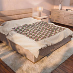 Floral Velveteen Plush Blanket — Pink Rose Pattern, Cozy Decorative Throw for Bedroom & Living Room